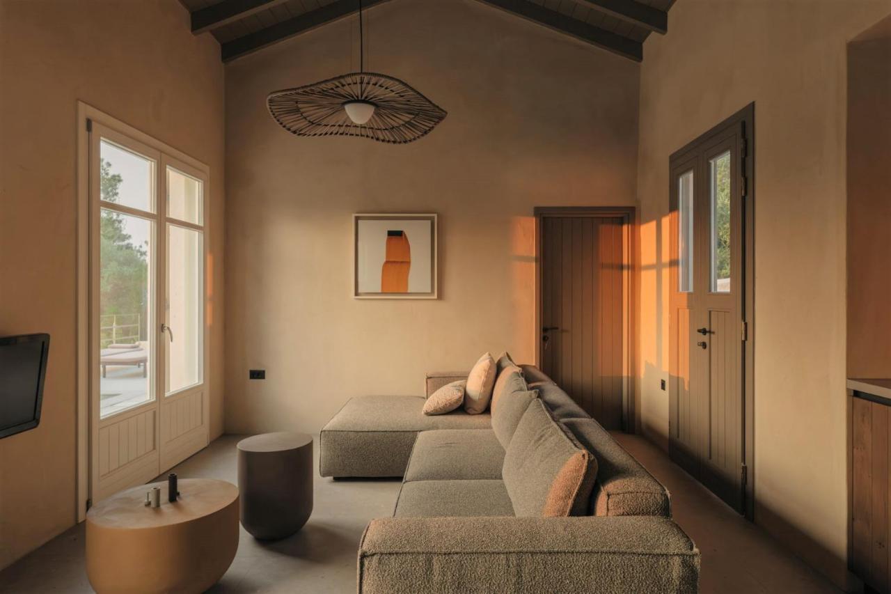 F Topia Villas فيسكاردو المظهر الخارجي الصورة